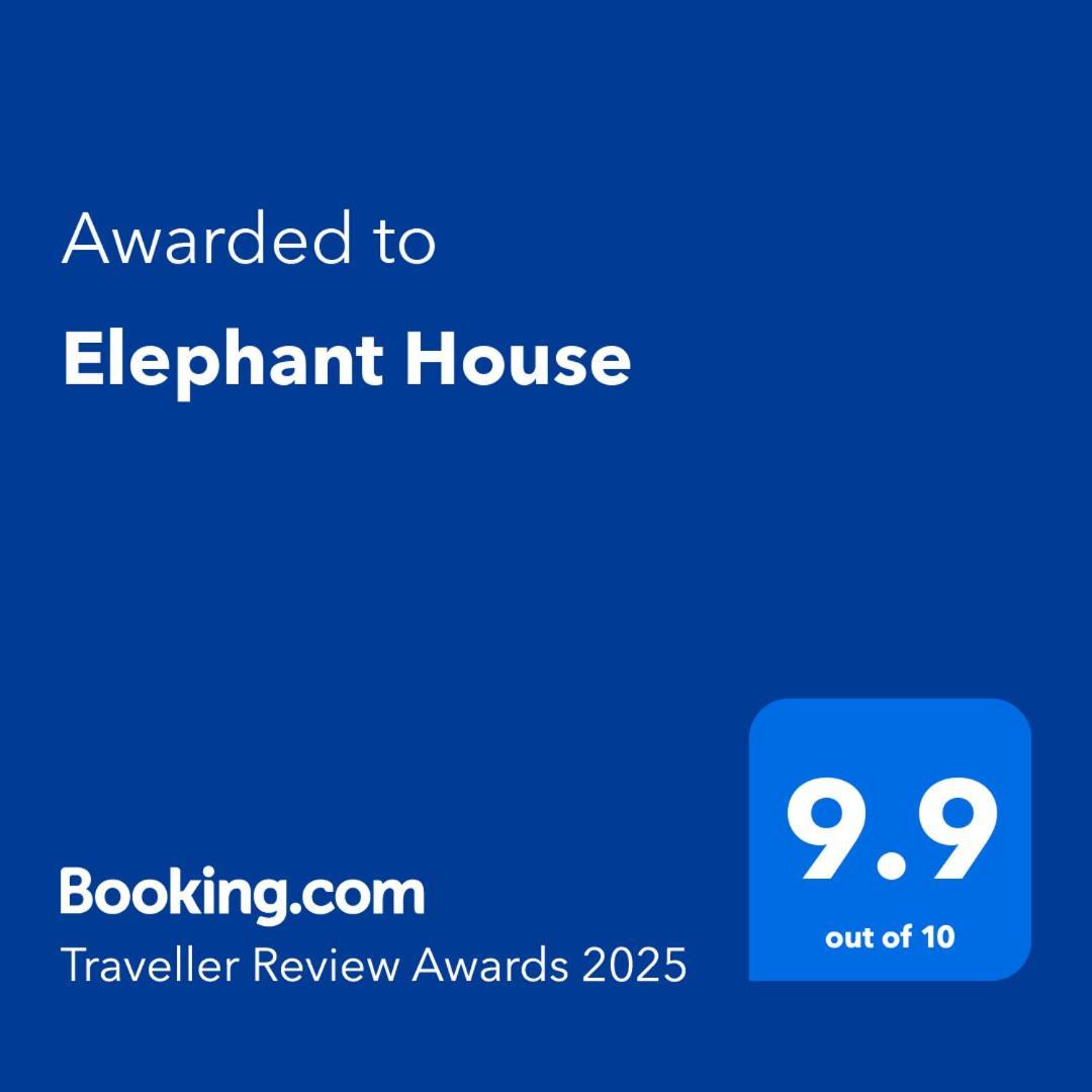 Elephant House Plovdiv Exteriör bild